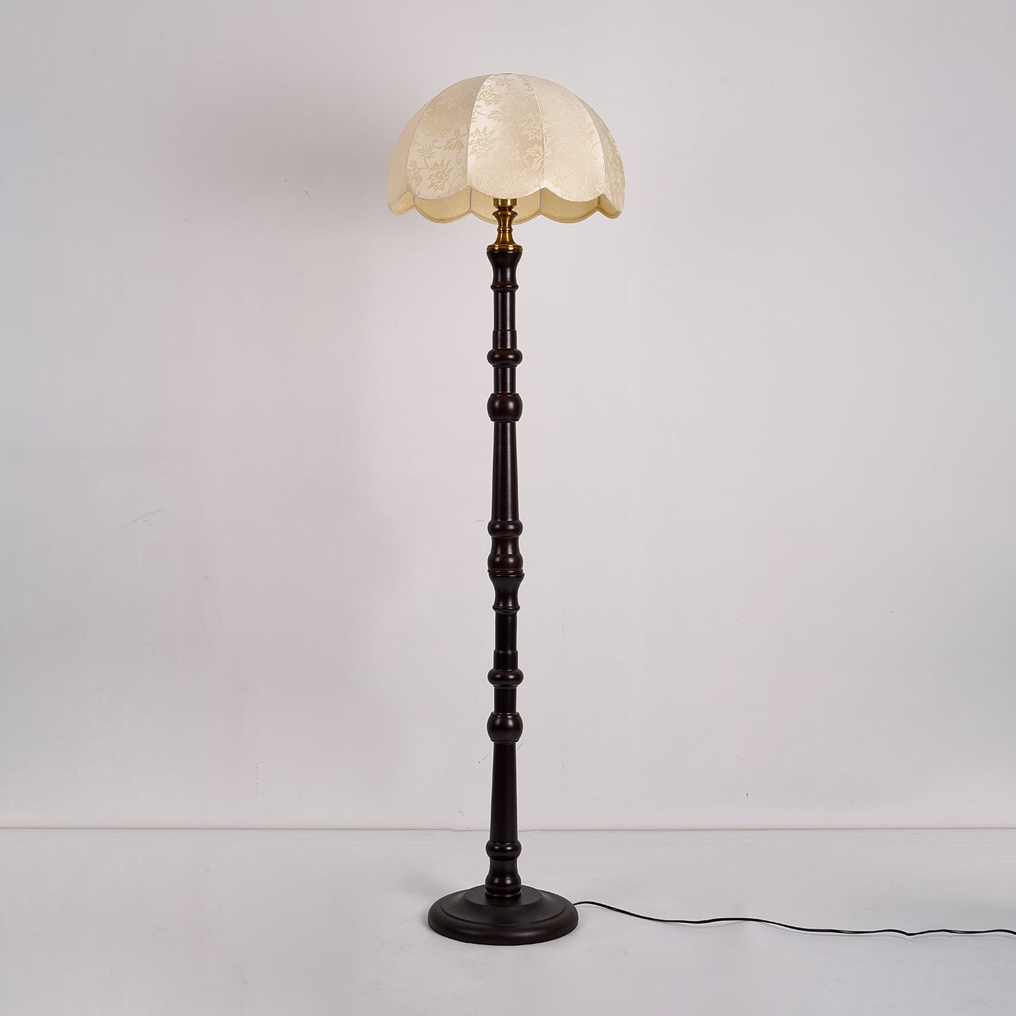 Lampadaire Belgravia - thinkcomforts.com