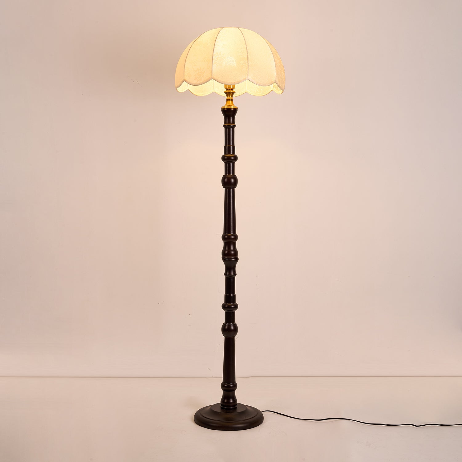 Lampadaire Belgravia - thinkcomforts.com