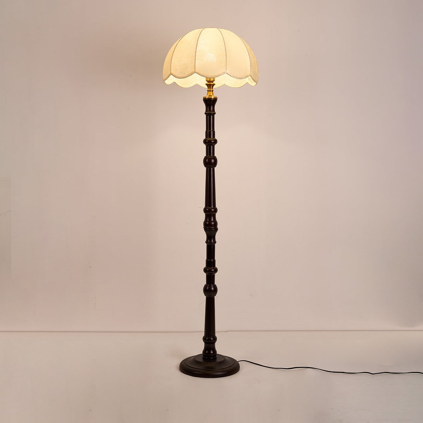 Lampadaire Belgravia - thinkcomforts.com